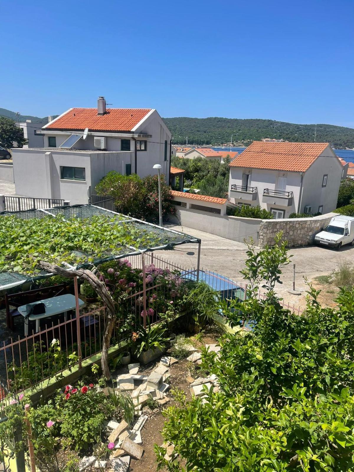 Apartments Bilic Vis Eksteriør billede
